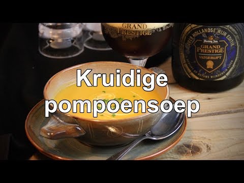 Kruidige pompoensoep met wortel en ui recept